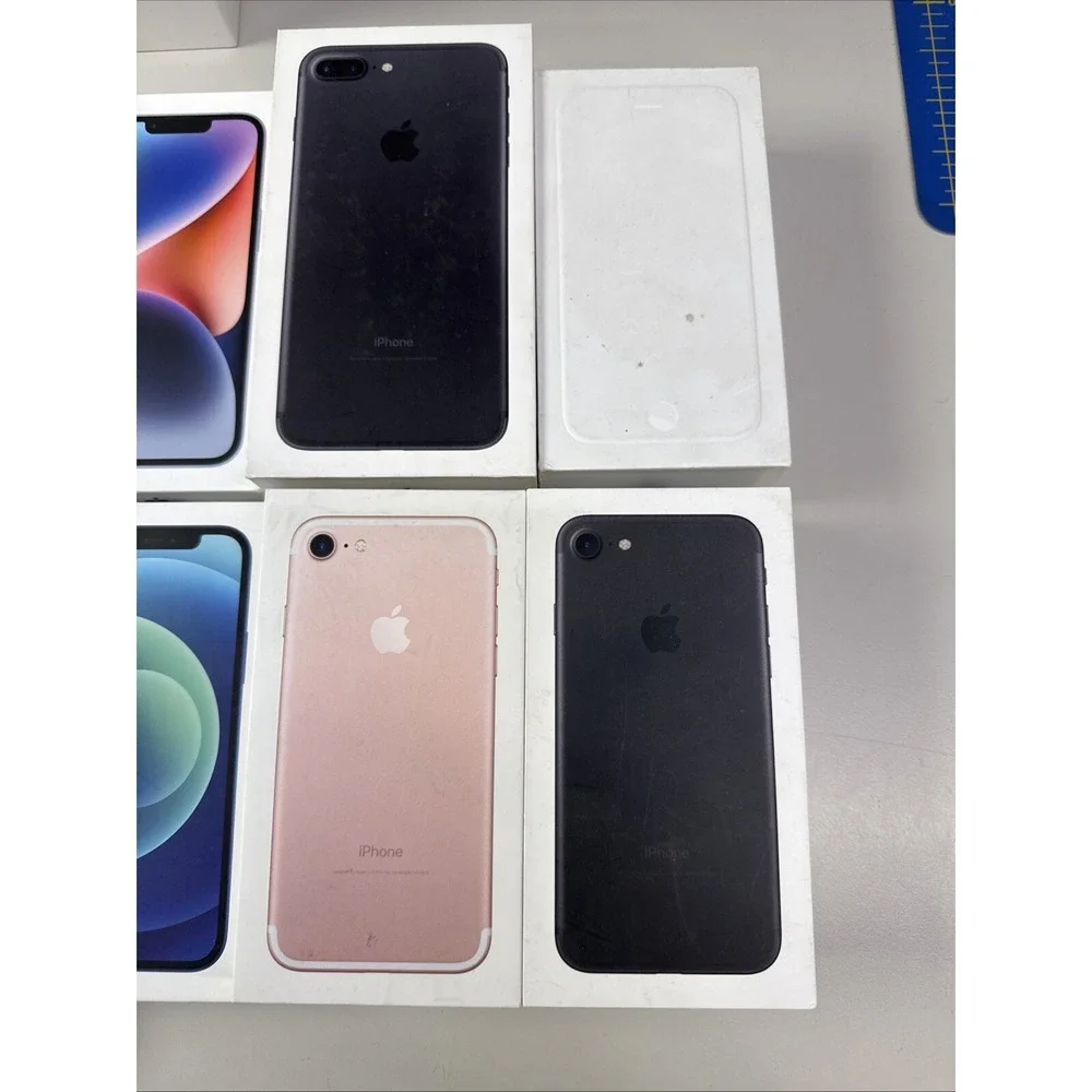 16 Empty Apple Boxes Lot Ipad iPhones AirPods Lightening Connector Headphones 2i